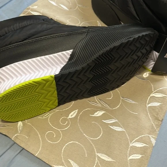 New Boots 🥾 - Picture 5 of 7